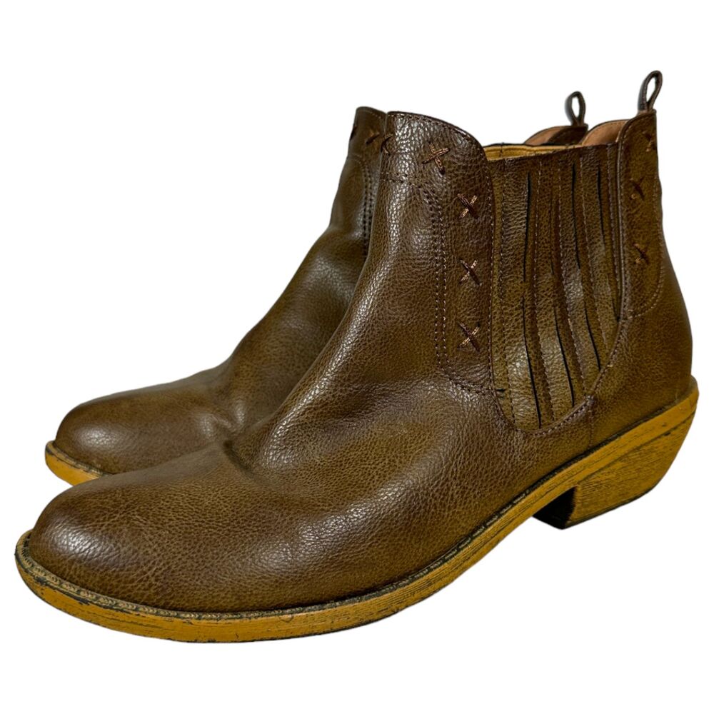 Avanti Faux Vegan Leather Brown Ankle Booties Women's Size 7